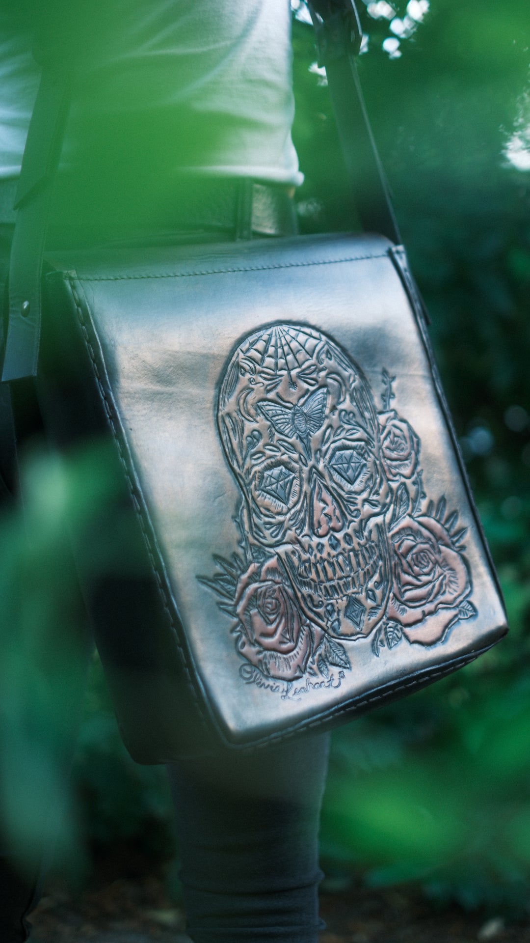 The Diamond Eyes Bag